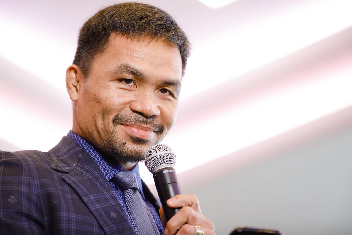 九游体育-那不勒斯训练开放日，赛后单刀错失引欢呼，荷甲在即，年轻球员得到机会