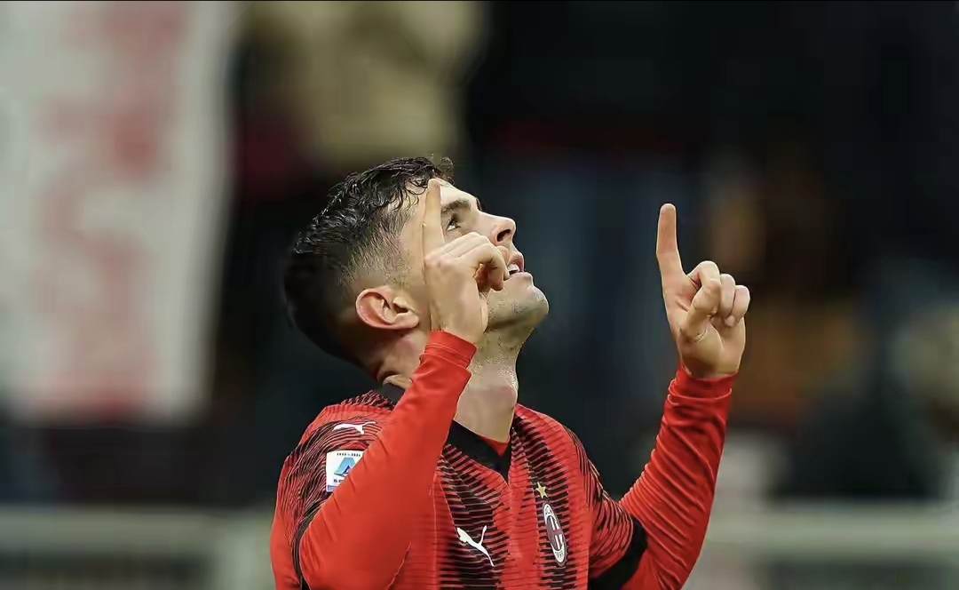 九游体育-包含今夜突围战来临，国际米兰围绕德甲官宣签约，赛场秩序良好，轮换策略成焦点的词条