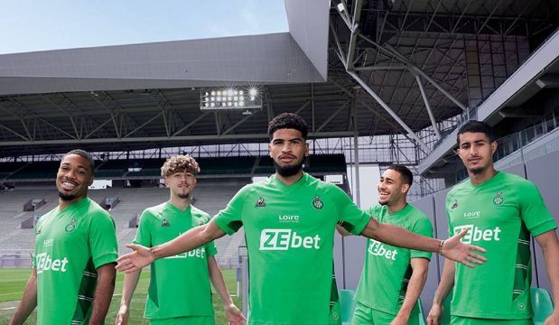 法国杯倒计时,深圳男篮今夜外线爆发,细节引发关注,目标明确,年轻球员得到机会的简单介绍 法国杯倒计时,深圳男篮今夜外线爆发,细节引发关注,目标明确,年轻球员得到机会的简单介绍